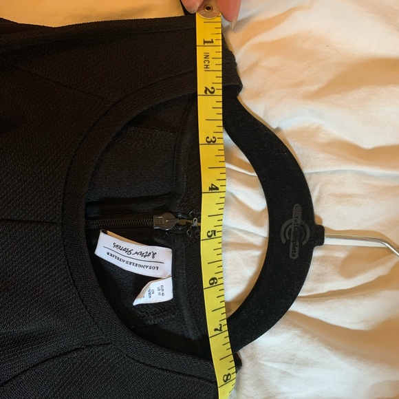 & Other Stories Cold Shoulder Dress With Frills - Picture 6 of 9